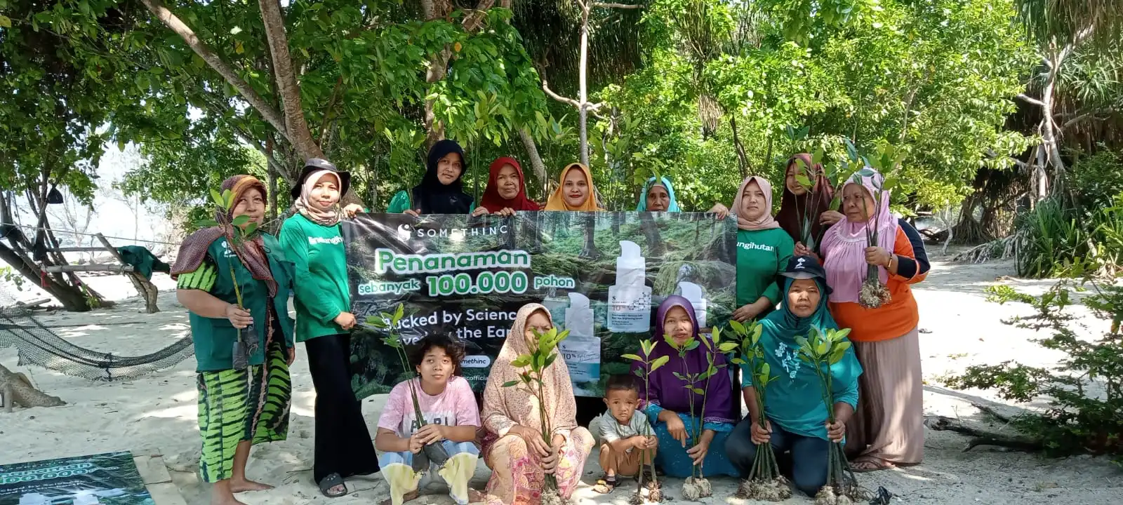 Gambar Mitra Hijau