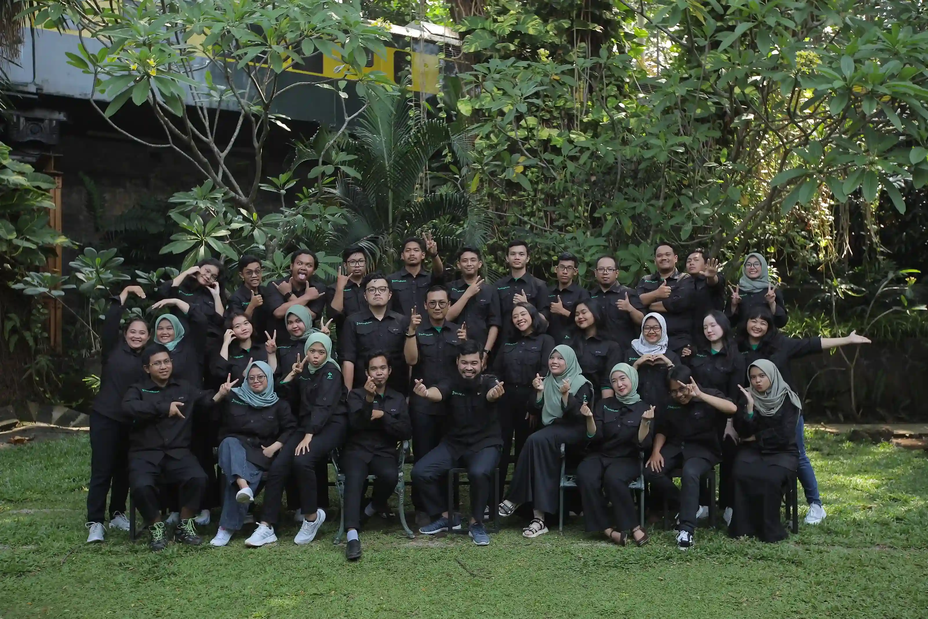 Gambar Tim
