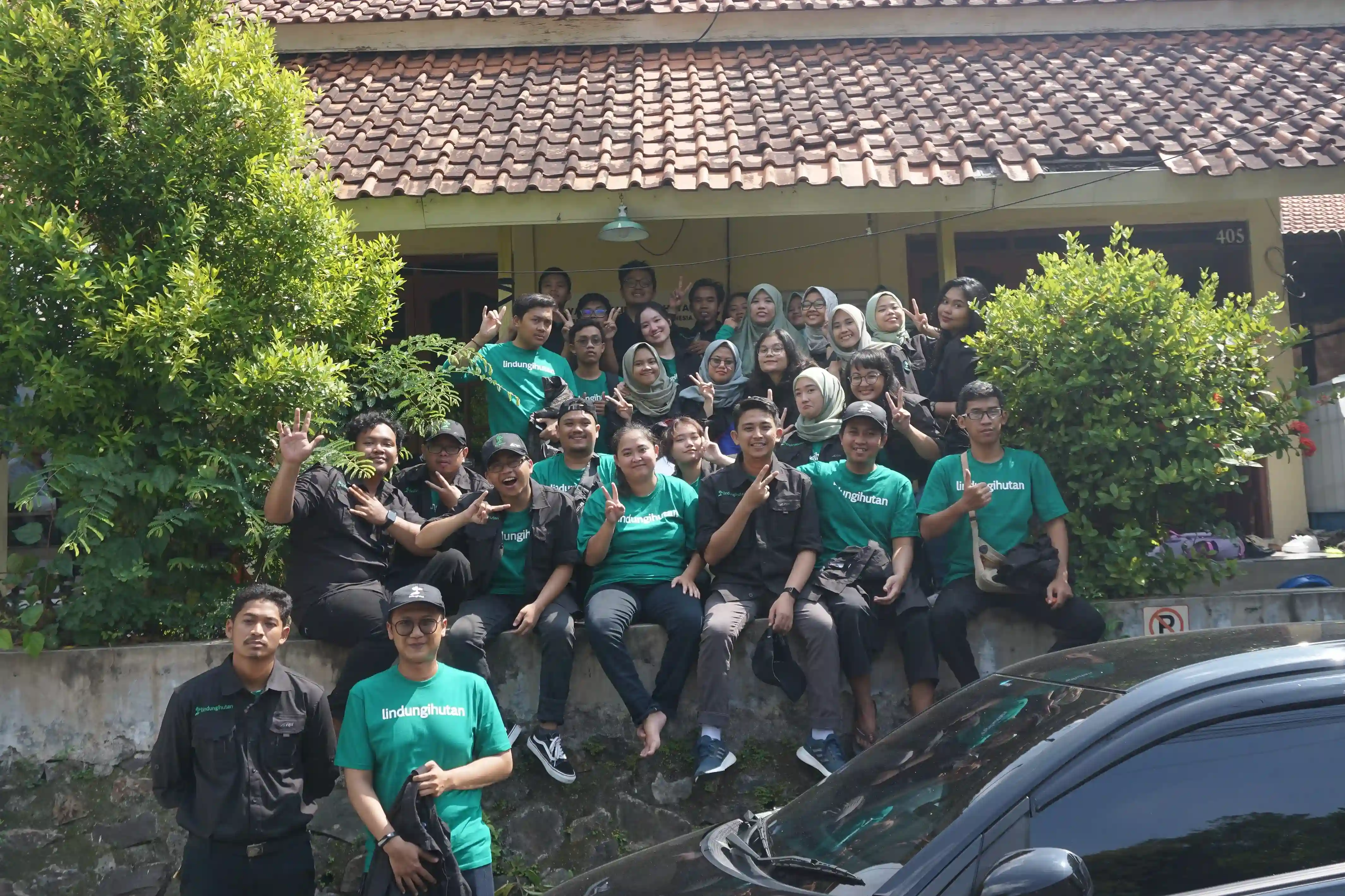 Gambar Tim