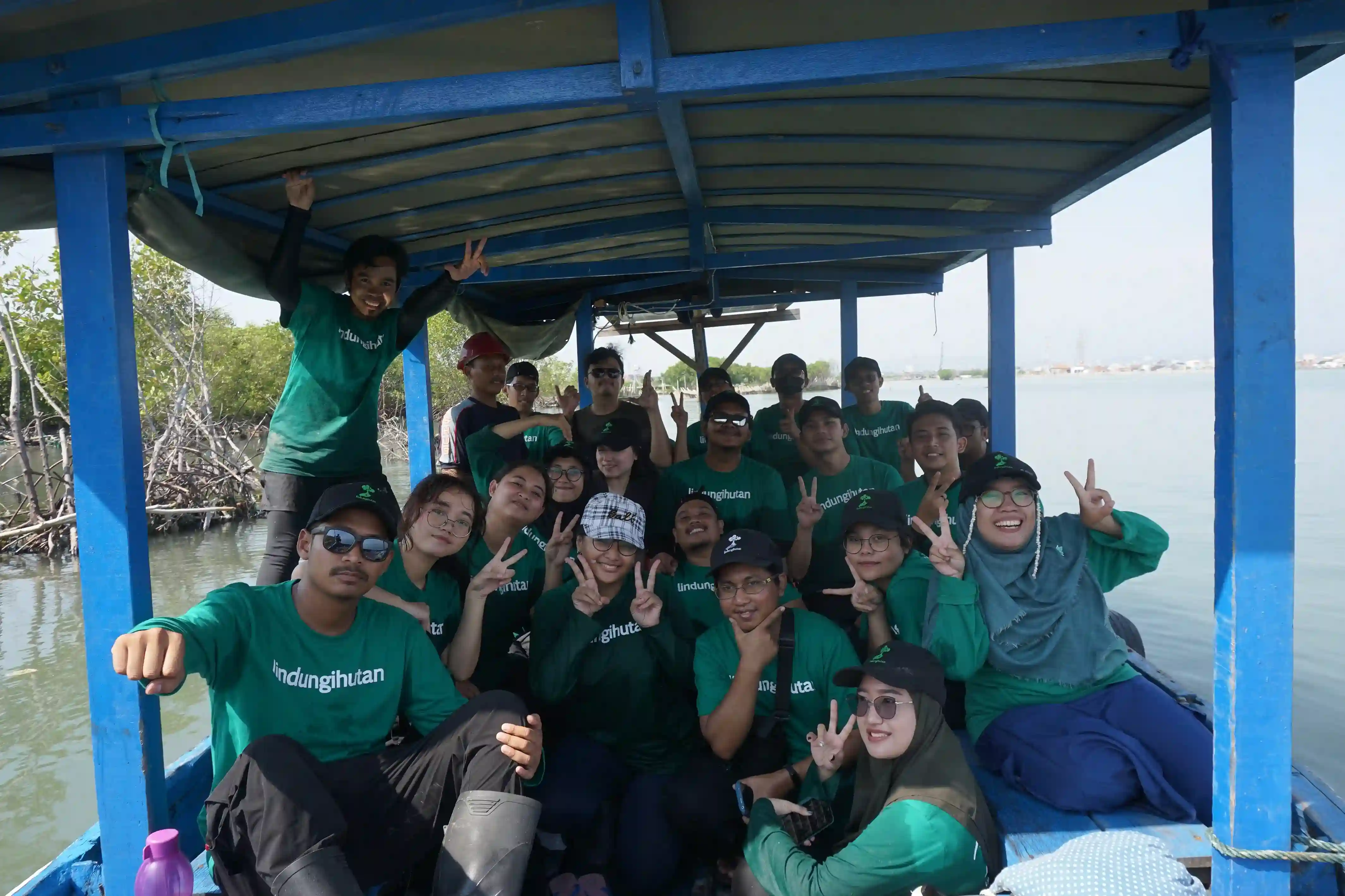 Gambar Tim